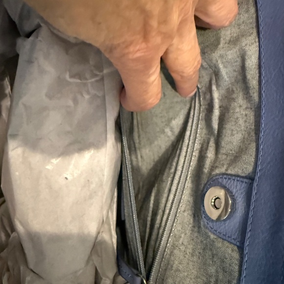 Chico’s Classic Blue Leather Tote with Woven Detail NWT - Picture 7 of 8